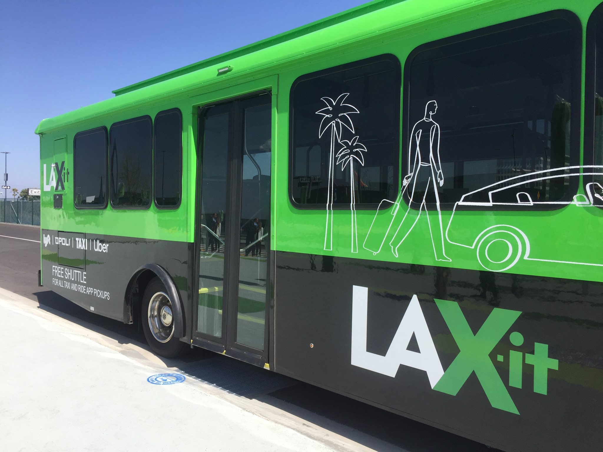 LAXit shuttle bus